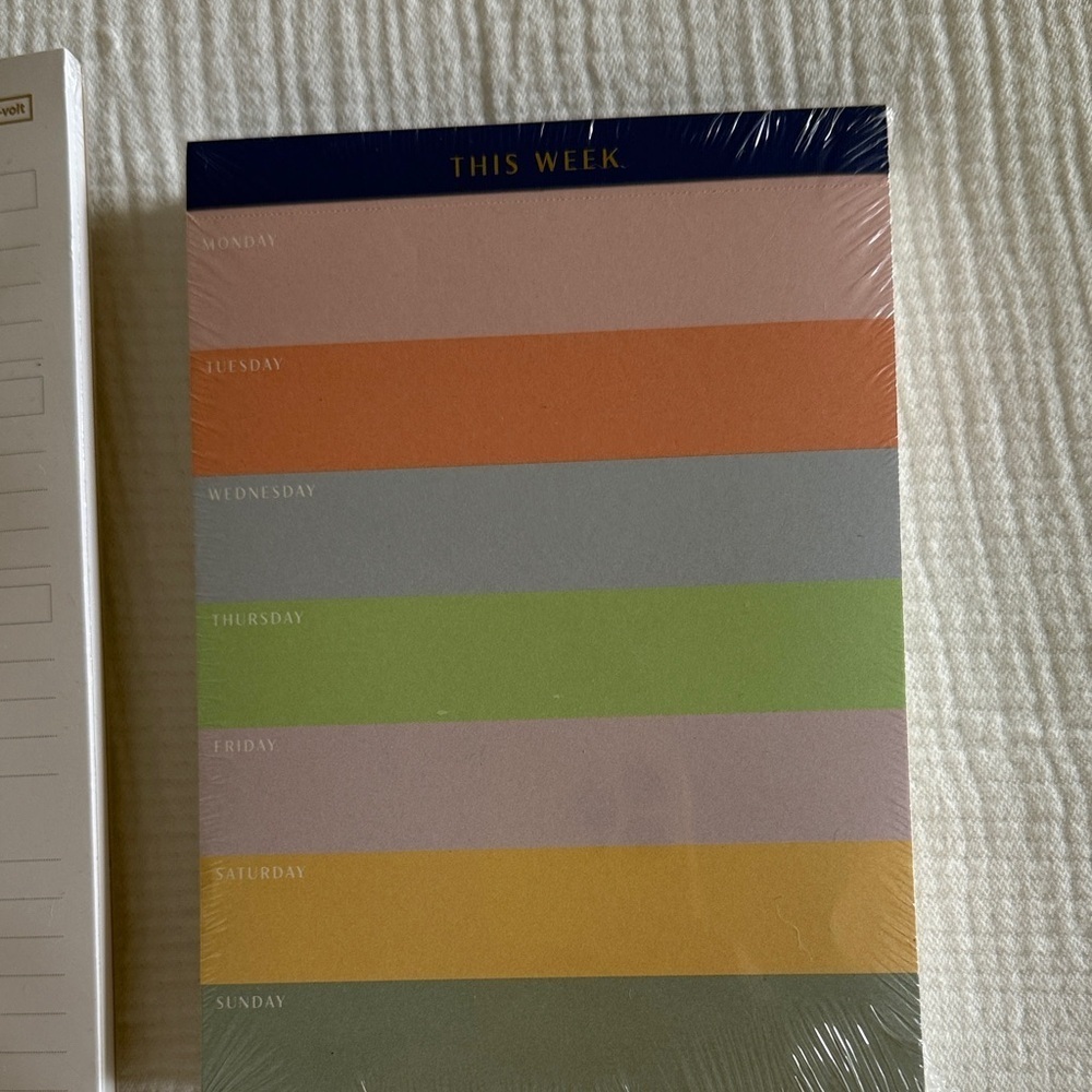 Weekly Planner and Notepad Set NWT - Picture 3 of 6